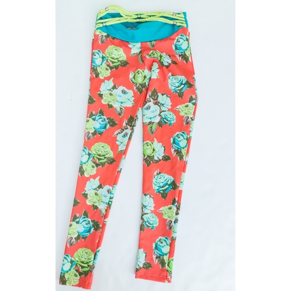 California Kisses XS Stretch Pants - Picture 1 of 1